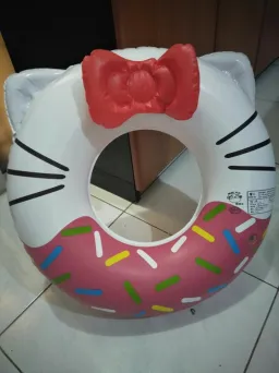 Inflatable Water Tube Donat Kitty uk.33 1 29063106_396103340861045_3057338208703479808_n