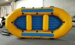 RAFTING BOAT 